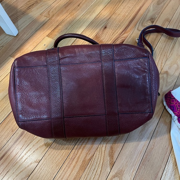 Maroon Tote/Crossbody - Picture 2 of 8